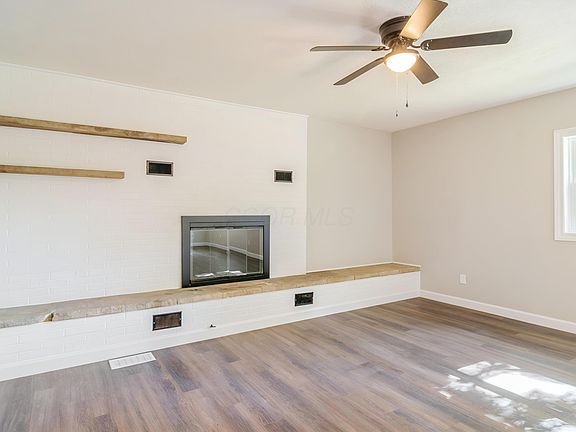 5th image of 823 S Walnut St