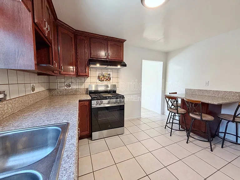 2407 Fernleaf St — Photo 7