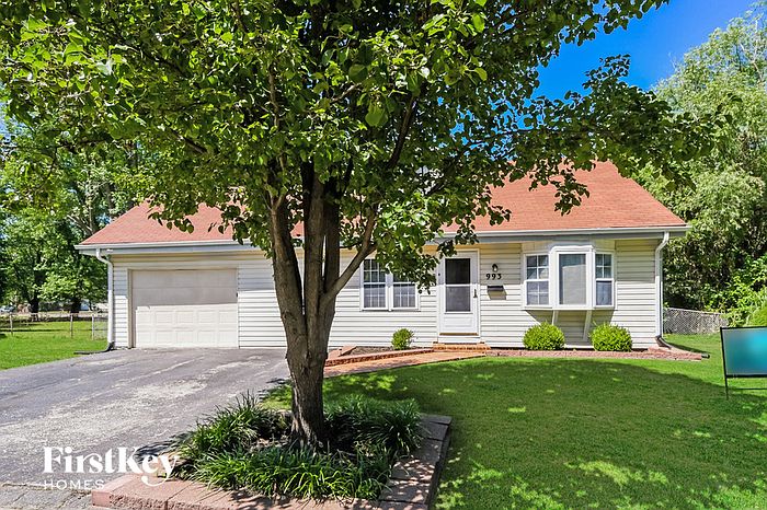 1st image of 993 Chesswood Dr