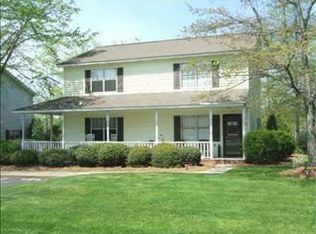 126 Country Village Ct, Greenwood, SC 29649