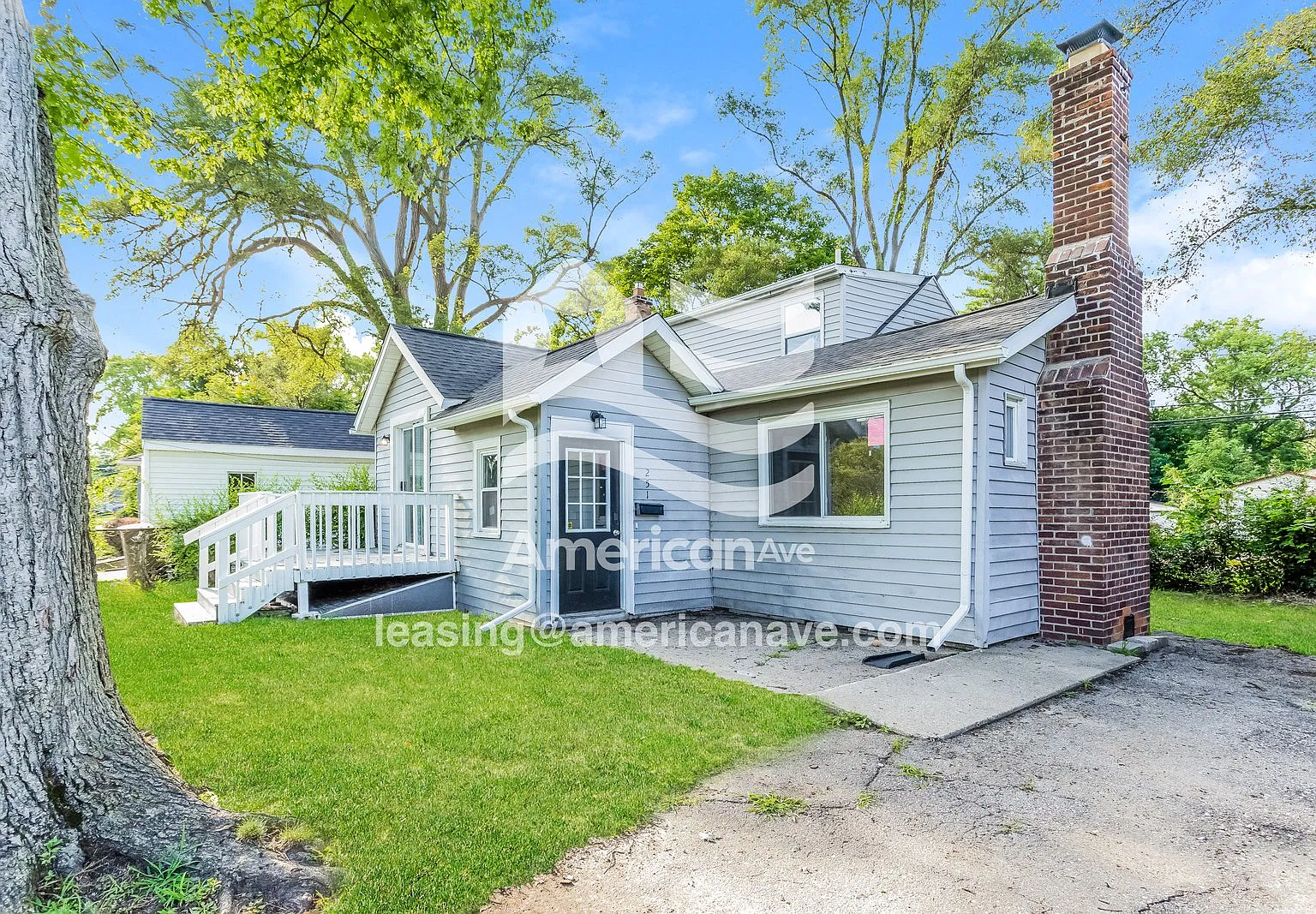 2 bed, 1.5 bath, 1088 sqft, $1,430 — Photo 2