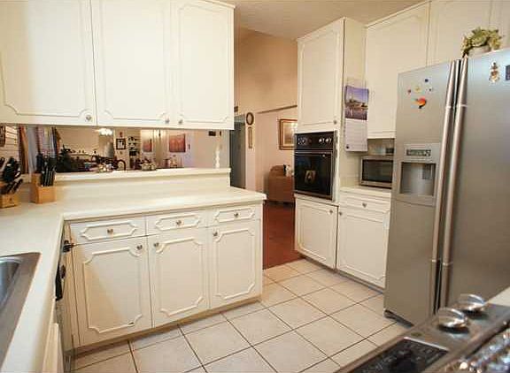 5th image of 208 Zenith Dr