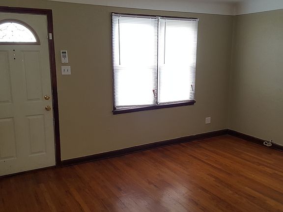 3rd image of 5647 Gatesworth Ave