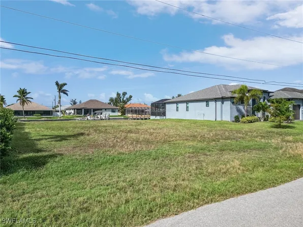 140 SW 38th Pl, Cape Coral, FL 33991