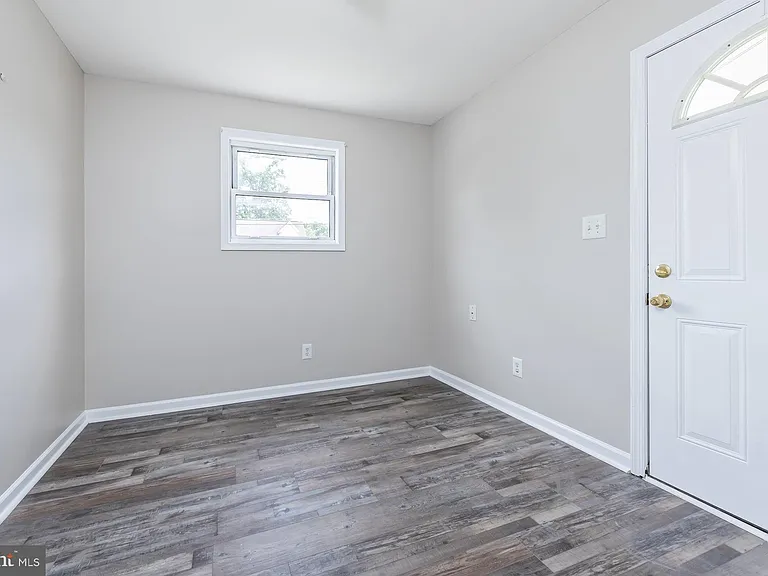 1304 Clearbrook Ave — Photo 11