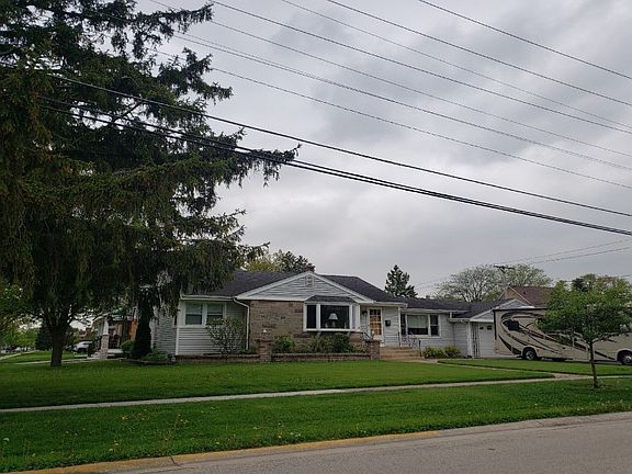 3rd image of 1402 S 5th Ave