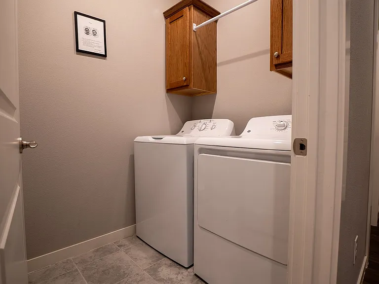 1803 Booker Cir — Photo 14