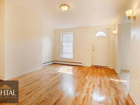3rd image of 288 Quincy St