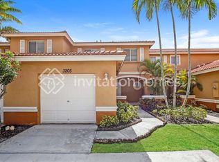 3205 Osprey Ln, West Palm Beach, FL 33411