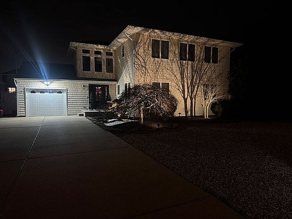 3rd image of 19 Drake Way