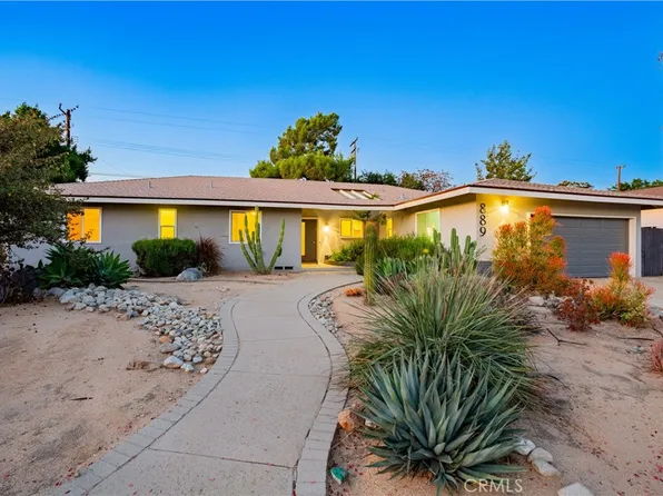 889 Ottawa Dr, Claremont, CA 91711