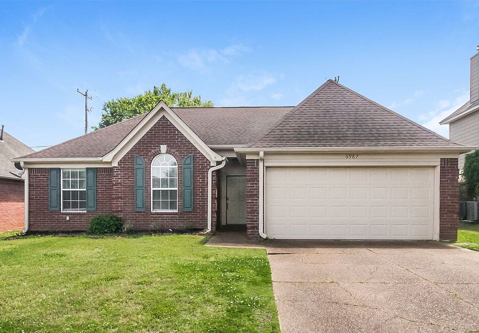 1st image of 6987 Country Walk Dr