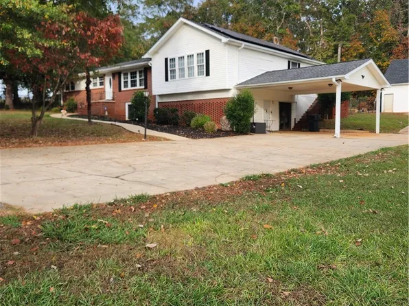 106 Wren Rd, Anderson, SC 29621