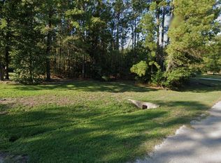 226 W Lone Oak Rd, Onalaska, TX 77360