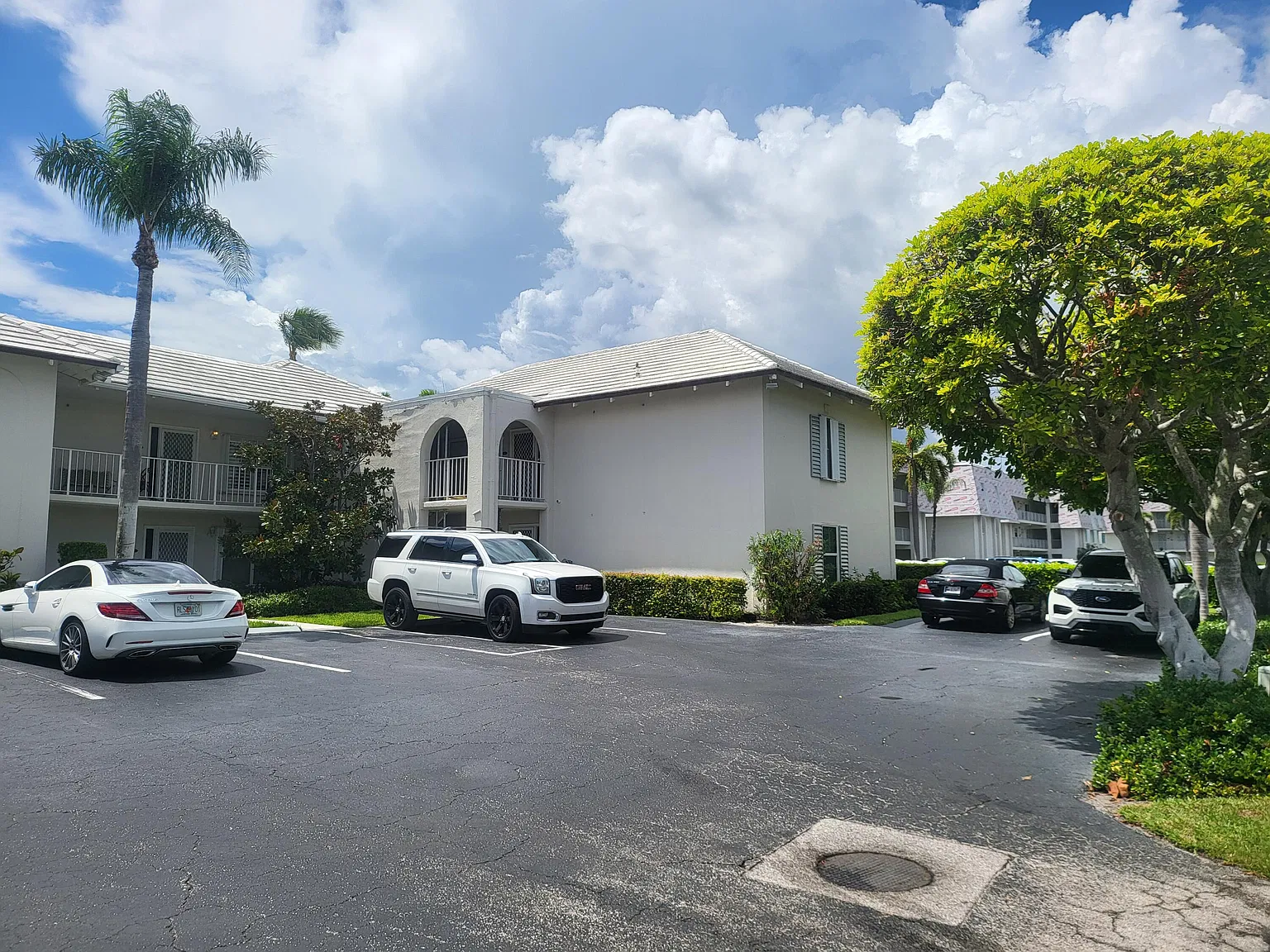 2 bed, 2.0 bath, 1065 sqft, $3,500 — Photo 1