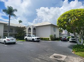 1071 Sugar Sands Blvd, Riviera Beach, FL