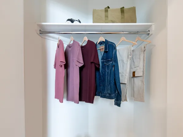 30-77 Vernon Boulevard image 7 of 27