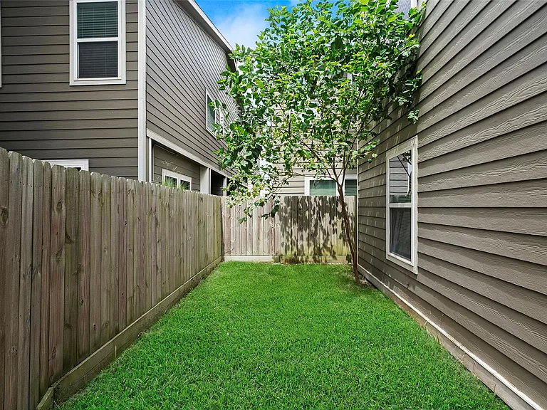 5408 Jonathan Ln — Photo 26