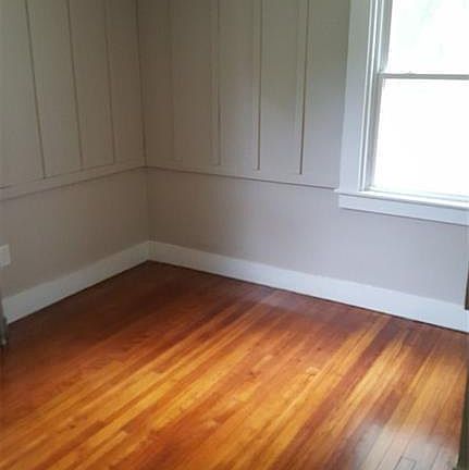 5th image of 23A Griswold Ave