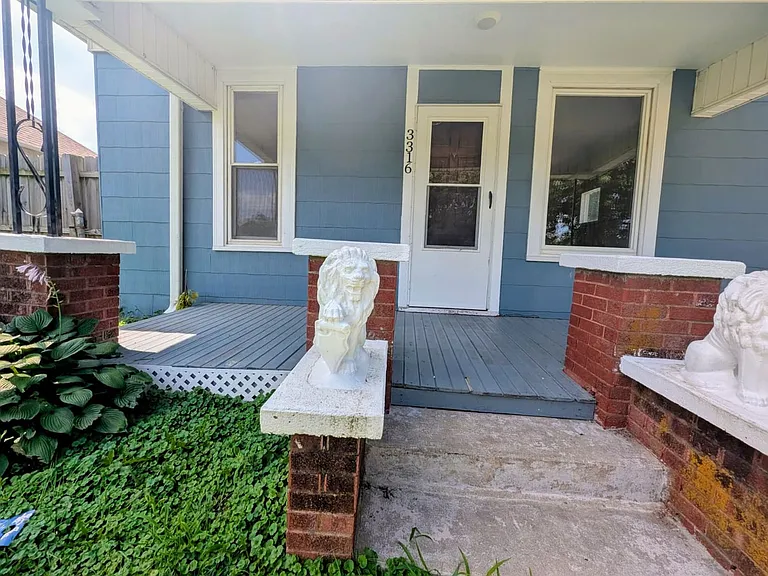 3316 Duncan St — Photo 3