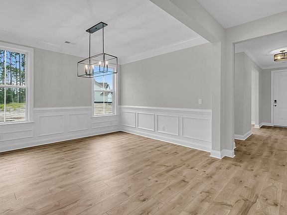 7th image of this home