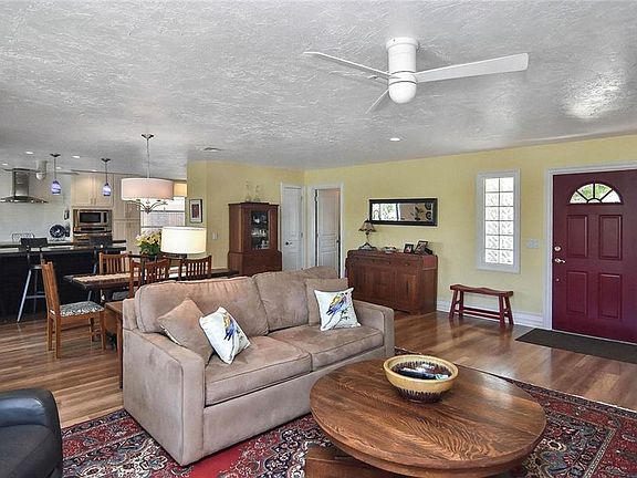 4th image of 105 Van Dyck Dr
