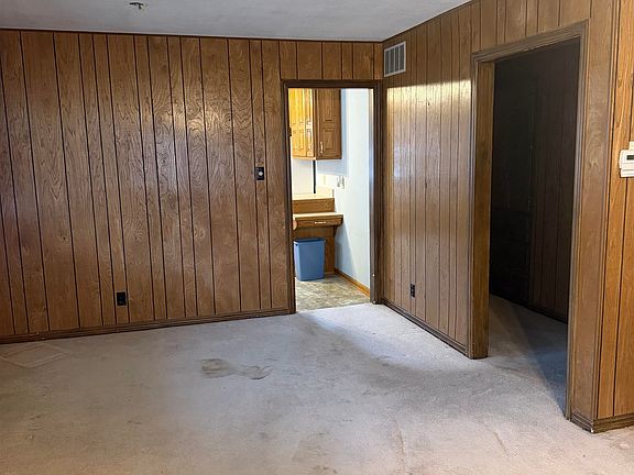 5th image of 1409 W Cave Springs Ave