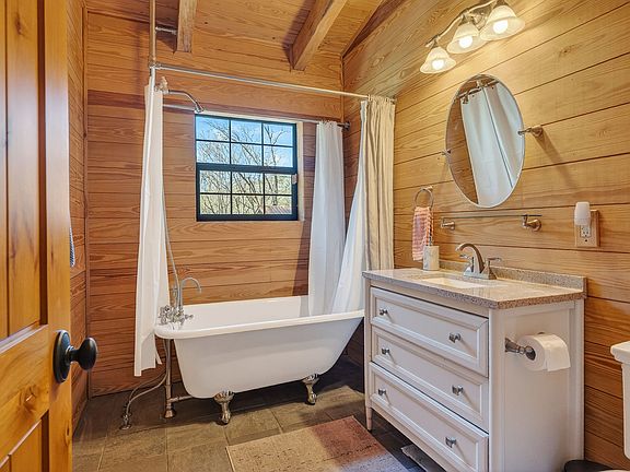 17th image of 3331 Adamson Branch Rd