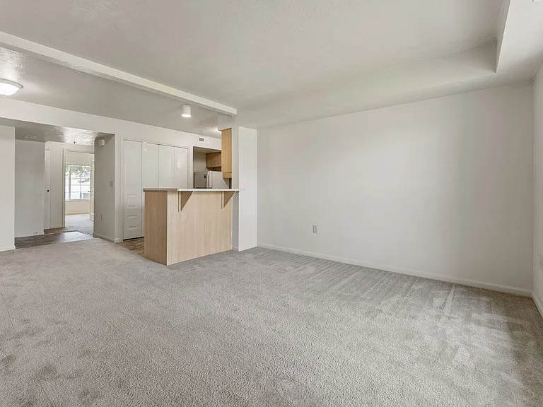 Hunters Pond Apartment Homes — Photo 15