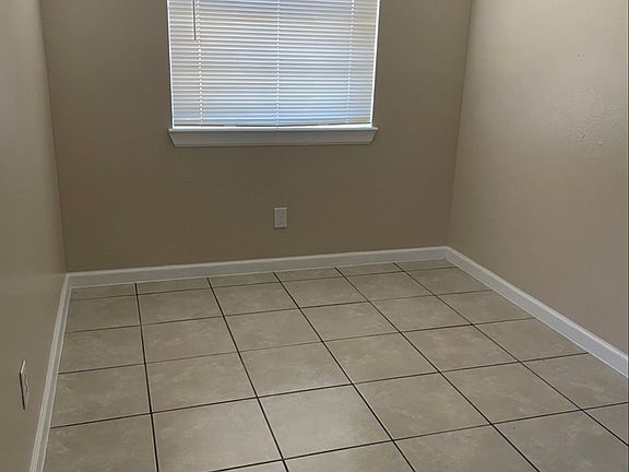 5th image of 3006 E Glen Dr #3006