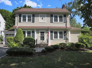 42 Suffolk Ave, Maplewood, NJ 07040