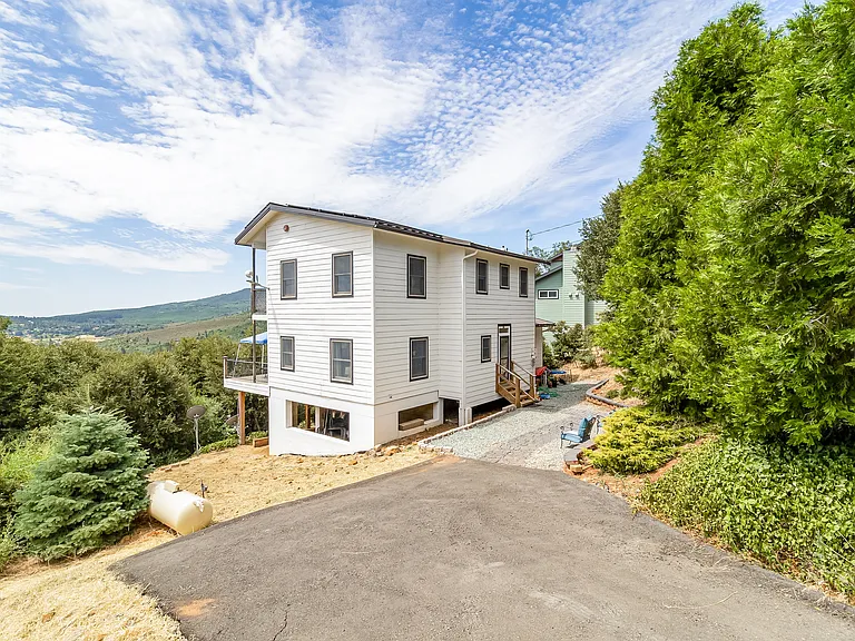 34627 Apache Dr — Photo 15