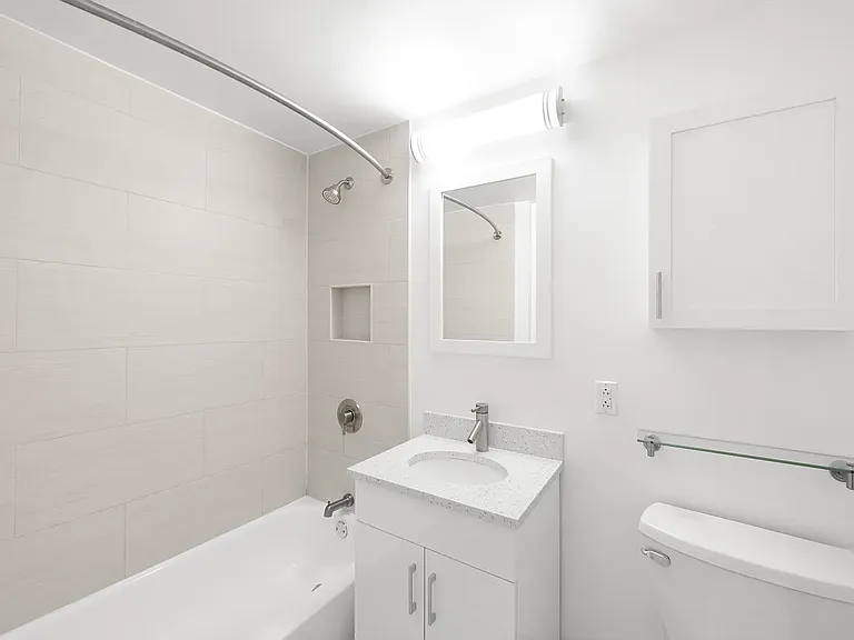 354 E 91st St #601 — Photo 9