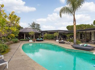 25900 Springhill Dr, Los Altos Hills, CA 94022