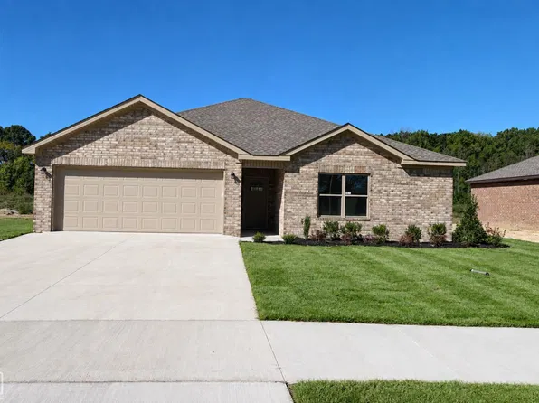 5417 Lotus St, Jonesboro, AR 72404