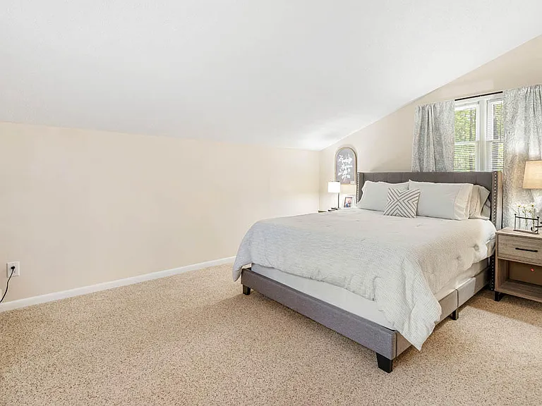 7 Twin Lakes Dr — Photo 25