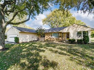 7090 Taywood Rd, Englewood, OH 45322