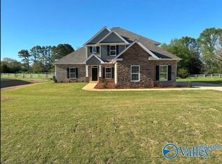 27053 Red Acres Ln, Athens, AL 35613