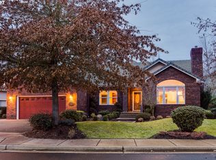 2680 Edgewater Dr, Eugene, OR 97401
