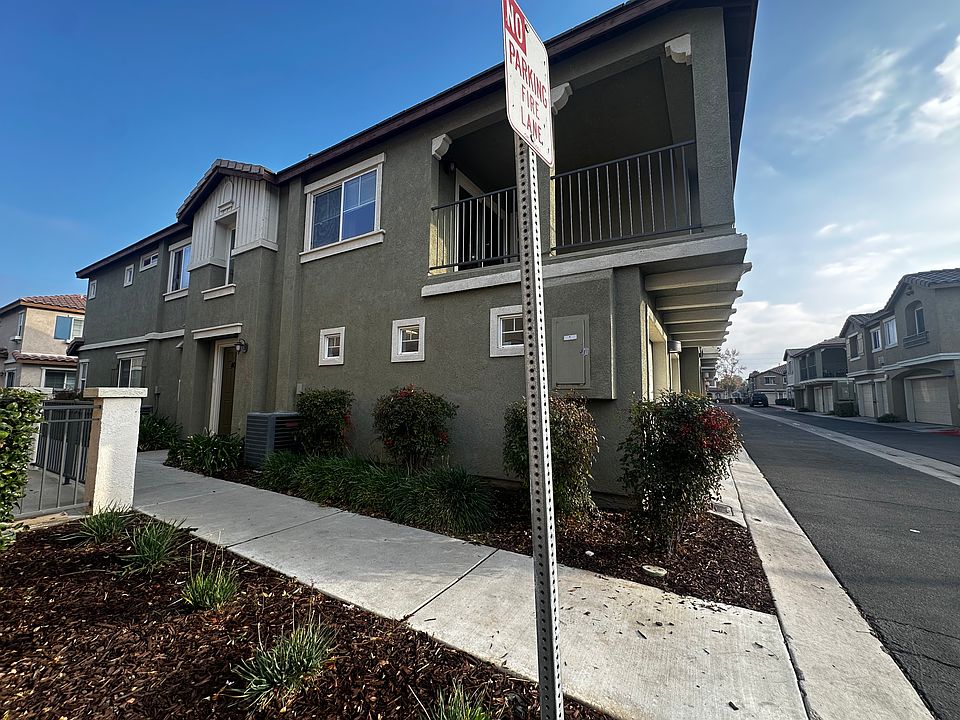 Condo with attached garage