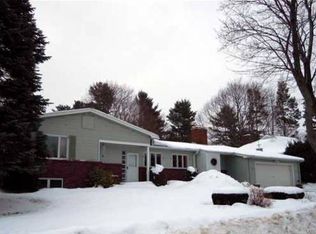 195 Clyde Rd, Bangor, ME 04401