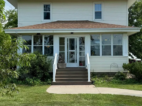 44931 280th St, Parker, SD 57053