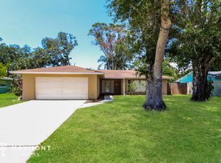 928 Parkwood Dr, Dunedin, FL 34698