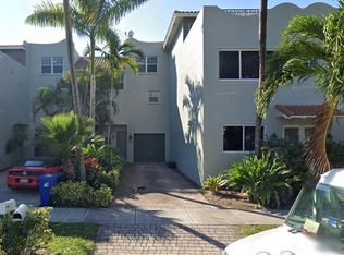 305 SW 8th Ave, Fort Lauderdale, FL 33312