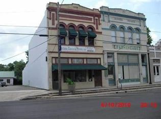 115 S Fulton St, Wharton, TX 77488