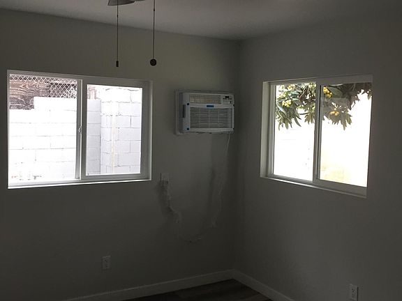 4th image of 944 N Ditman Ave #5