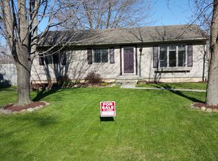 1575 Pug Rd, Saint Clair, MI 48079