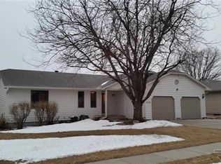 4301 E Shenandoah Trl, Sioux Falls, SD 57103