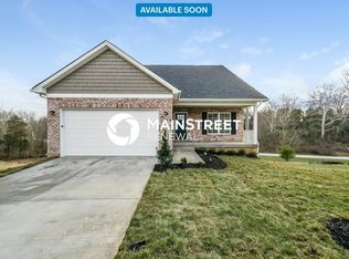 7318 Regiment Rd, Louisville, KY 40229