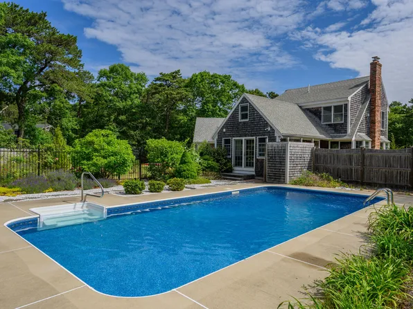 140 Thorne Road, Eastham, MA 02642